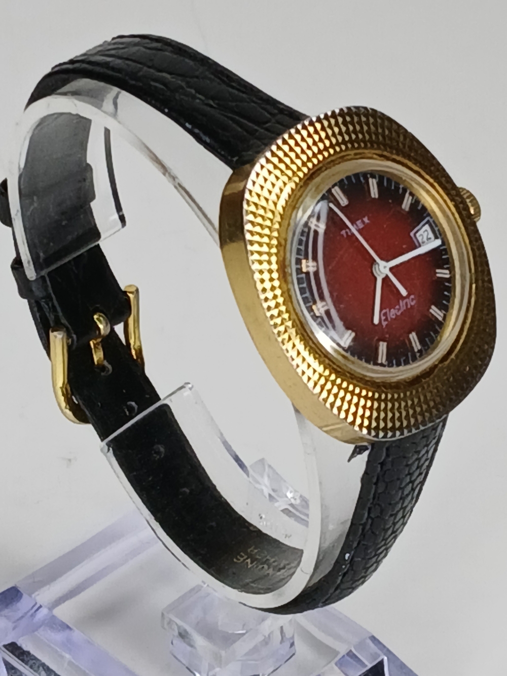 Vintage Timex Electric Gold Tone Red Dial Men's Watch Leather Strap
